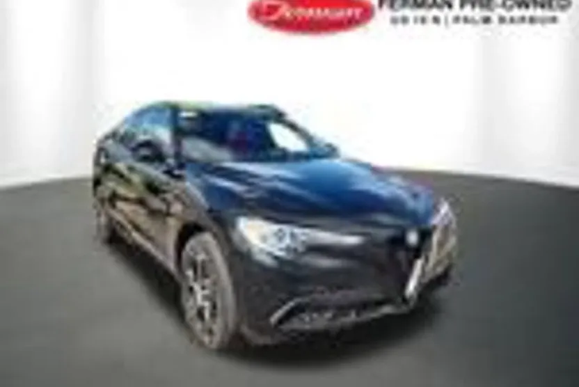 2022 Alfa Romeo Stelvio Ti Sport photo 1