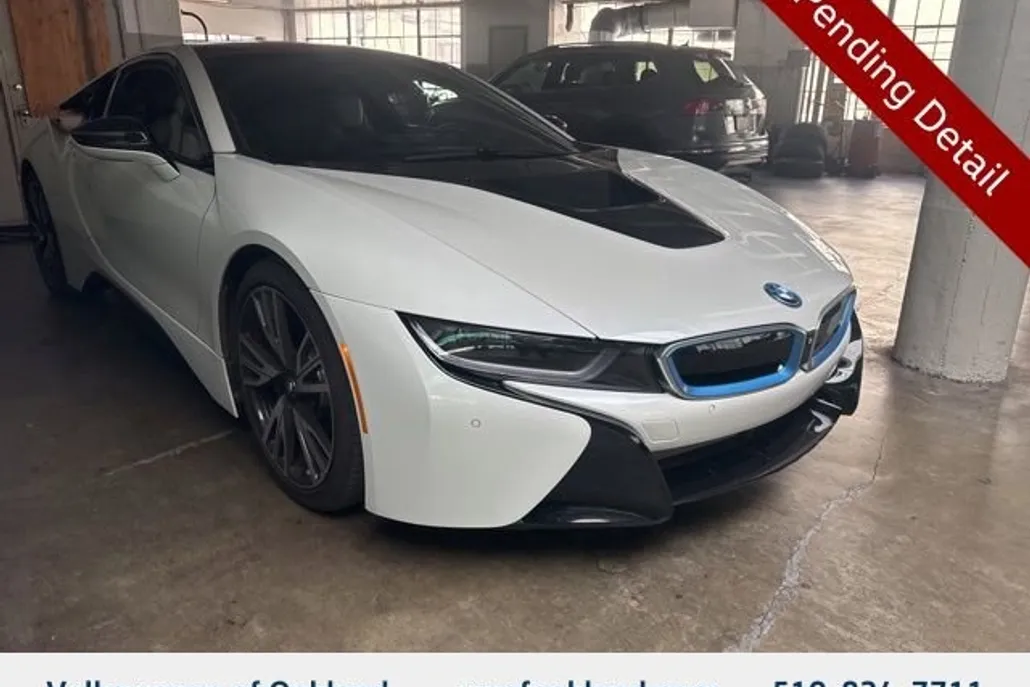 2015 Bmw i8 8-Series photo 1