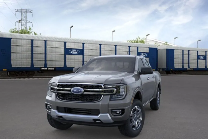 2025 Ford Ranger XLT photo 1