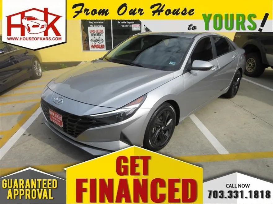 2021 Hyundai Elantra SEL photo 1