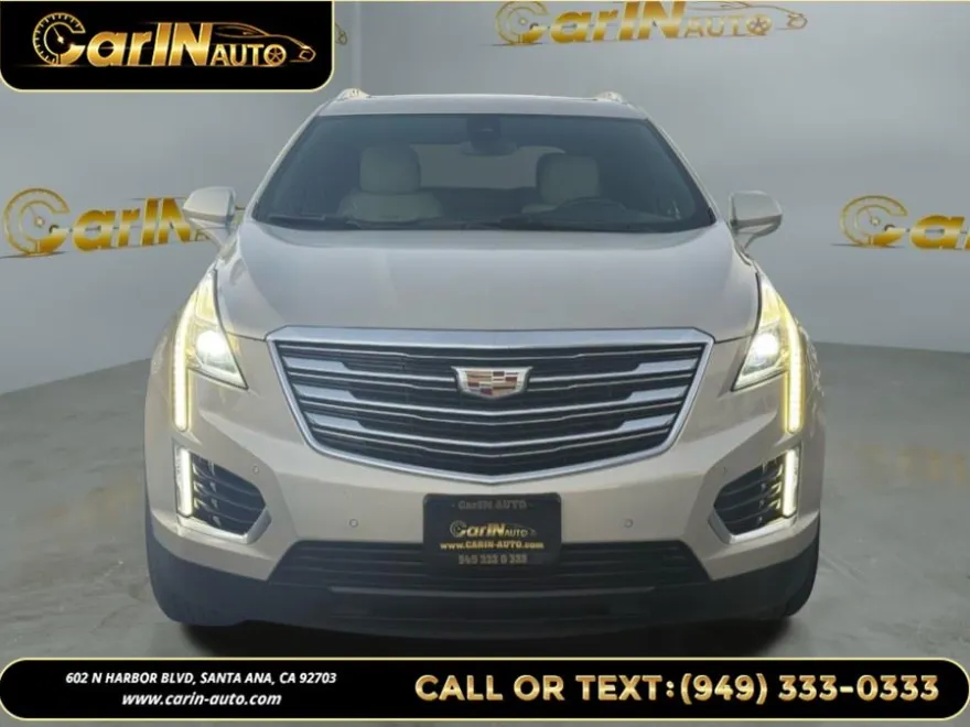 2017 Cadillac XT5 Luxury photo 1