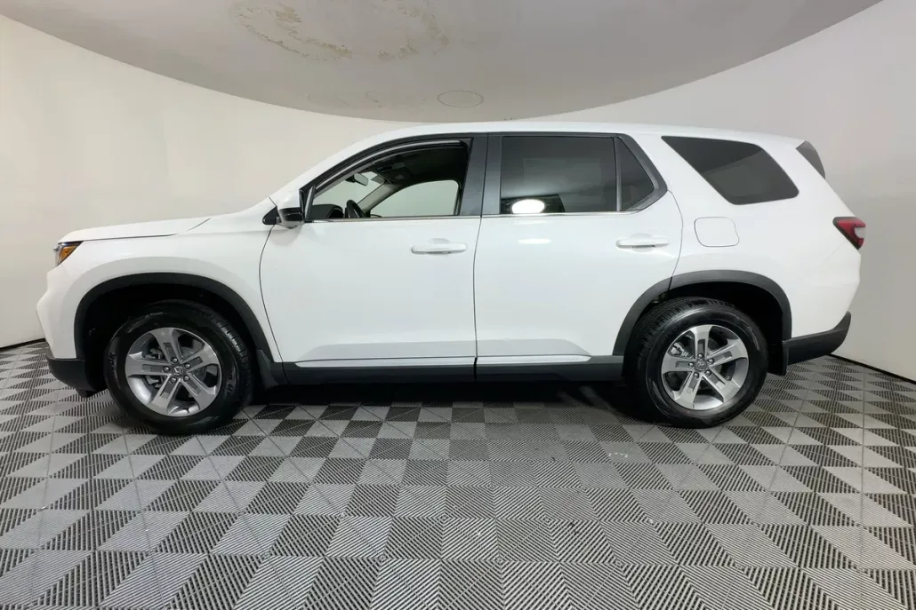2025 Honda Pilot EX-L photo 1