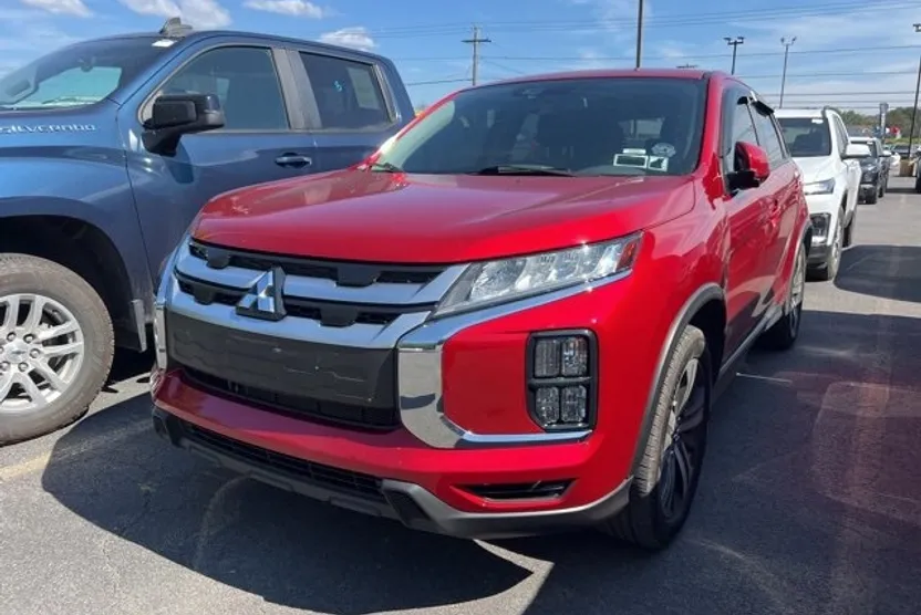 2022 Mitsubishi Outlander Sport SE photo 1