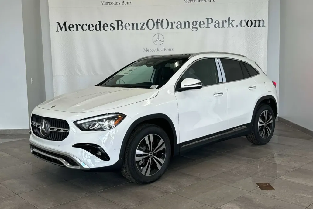 2025 Mercedes Benz GLA 250 photo 1