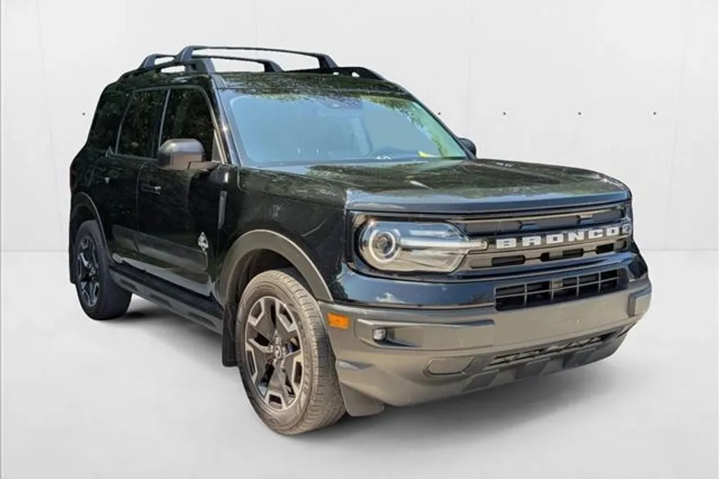 2022 Ford Bronco Sport Outer Banks photo 1
