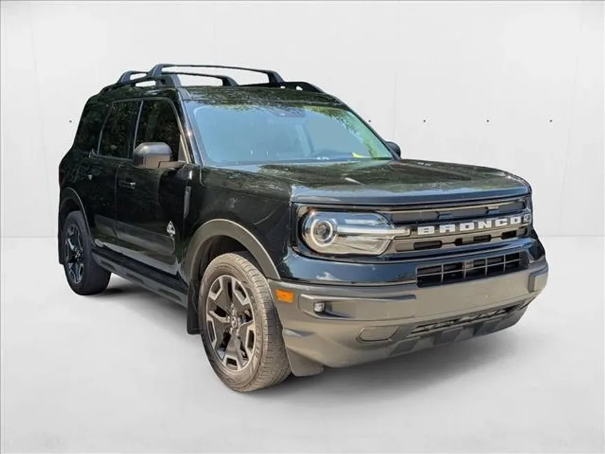 2022 Ford Bronco Sport Outer Banks photo 1