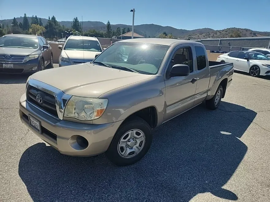 2006 Toyota Tacoma Base photo 1