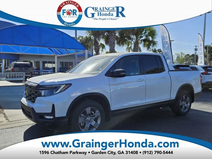 2025 Honda Ridgeline TrailSport photo 1