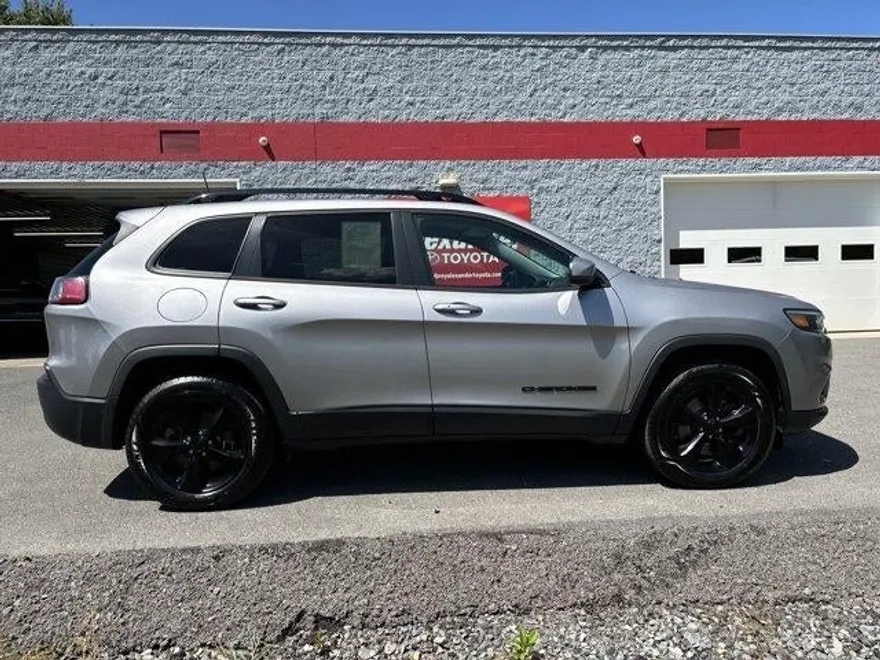 2020 Jeep Cherokee Latitude photo 1
