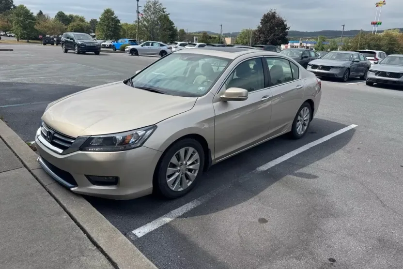 2014 Honda Accord EX-L photo 1