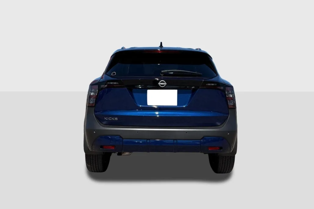 2026 Nissan Kicks SV photo 1