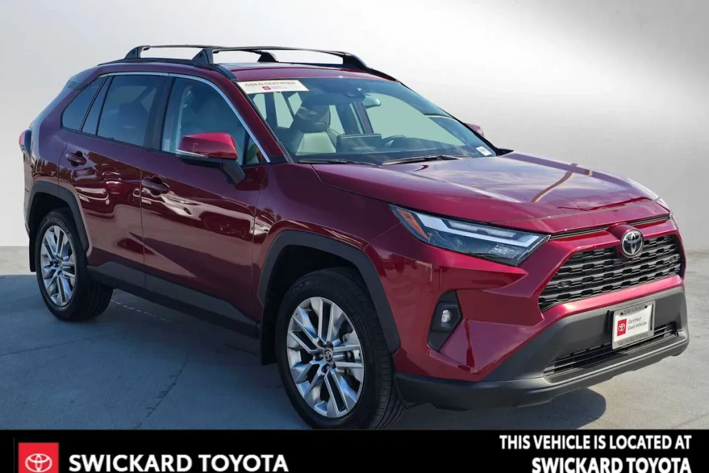 2025 Toyota RAV4 XLE Premium photo 1