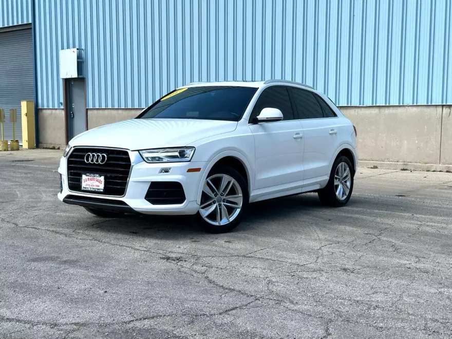 2017 Audi Q3 Premium Plus photo 1