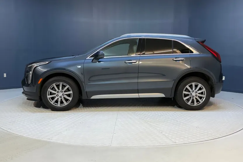 2019 Cadillac XT4 Premium Luxury photo 1