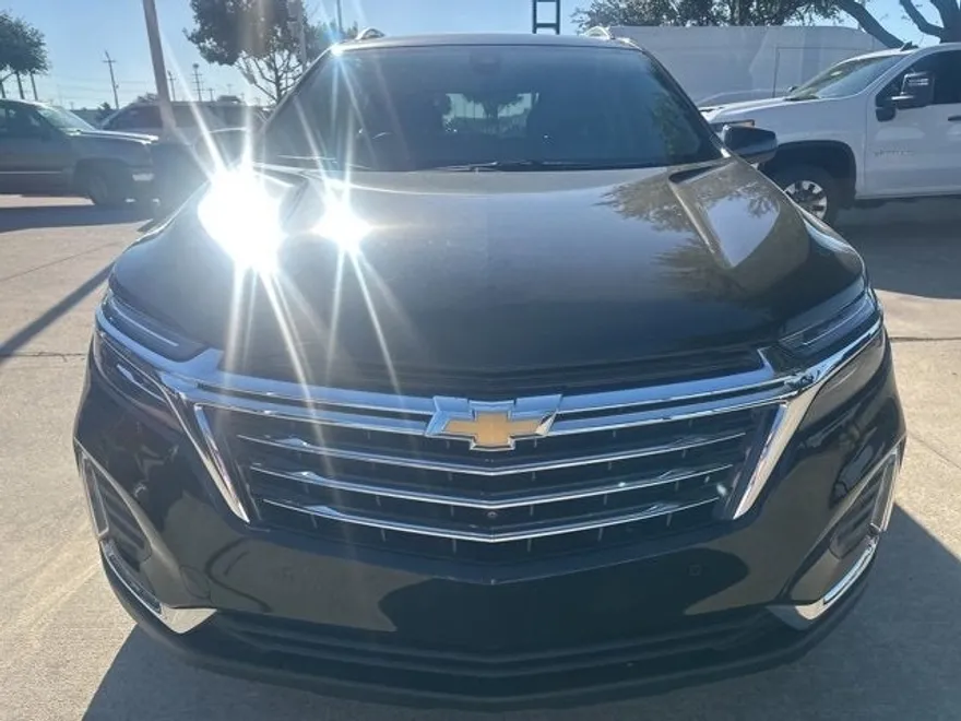 2022 Chevrolet Equinox Premier photo 1