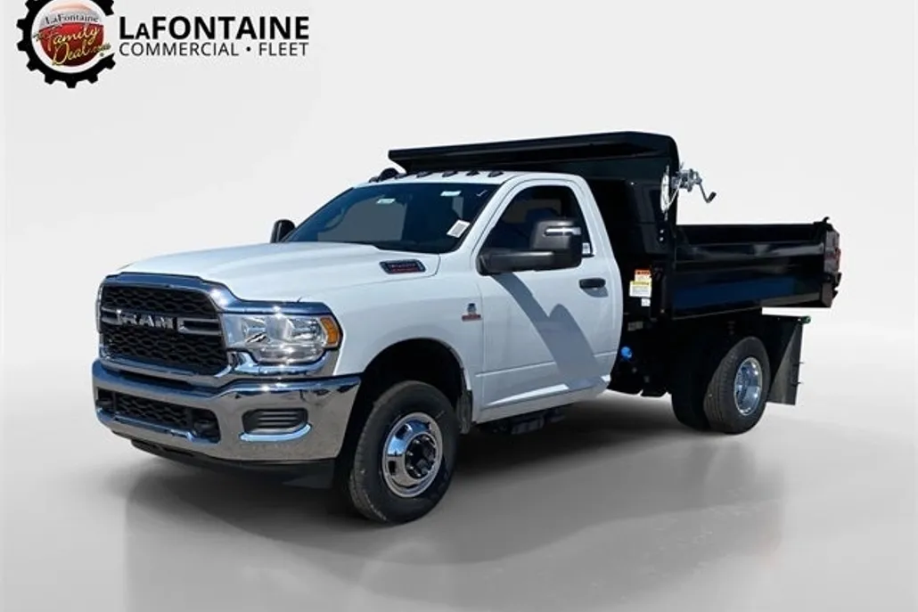 2024 Ram 3500 Tradesman photo 1