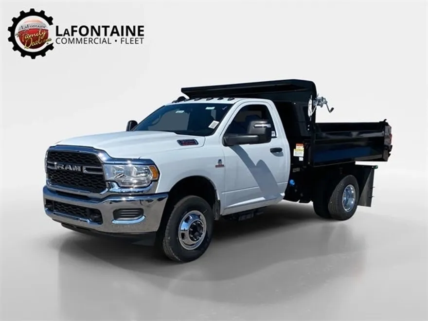 2024 Ram 3500 Tradesman photo 1