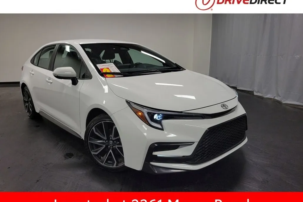 2023 Toyota Corolla SE photo 1