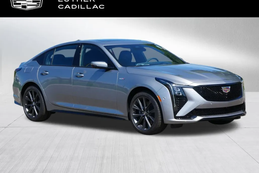 2026 Cadillac CT5 V photo 1