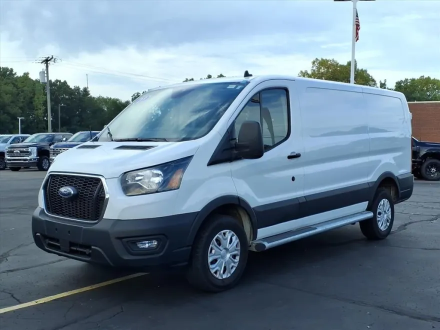2023 Ford Transit photo 1