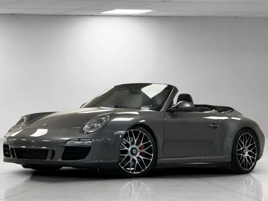 2012 Porsche 911 4 GTS Cabriolet photo 1