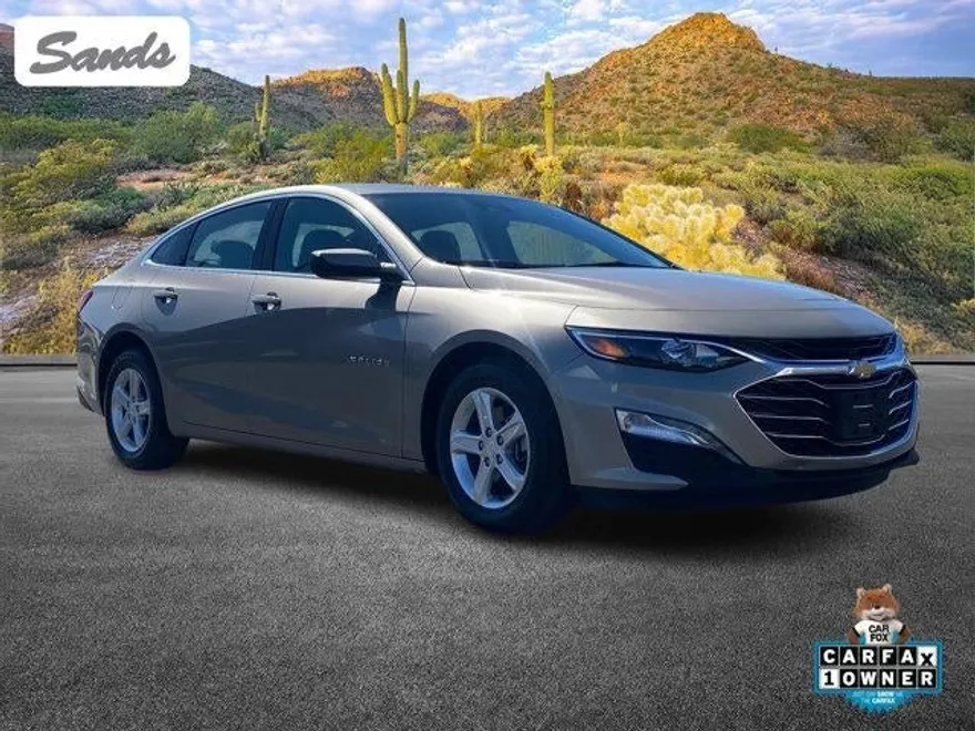 2024 Chevrolet Malibu 1LT photo 1