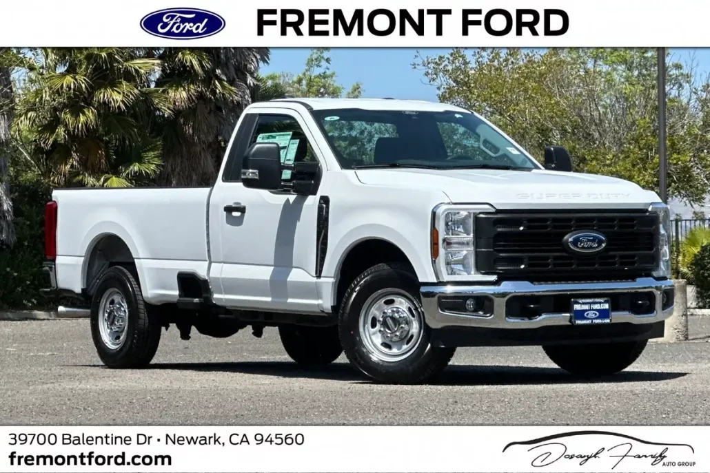 2025 Ford F-250 photo 1