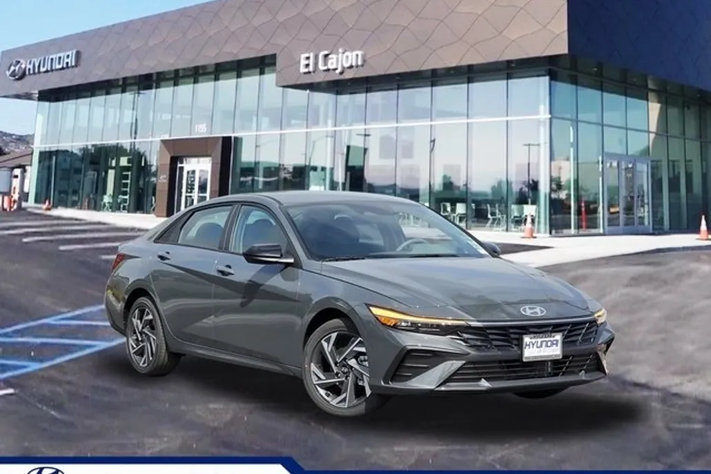 2025 Hyundai Elantra Hybrid SEL Sport photo 1