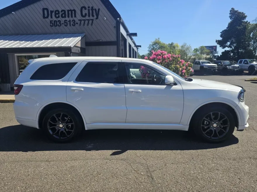 2017 Dodge Durango R/T Sport photo 1