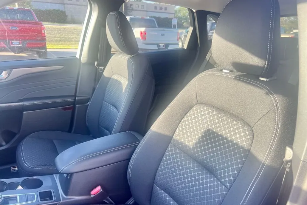 2026 Ford Escape Active photo 1