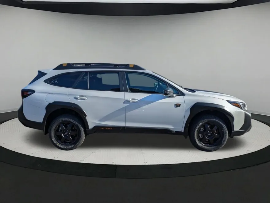 2025 Subaru Outback Wilderness photo 2
