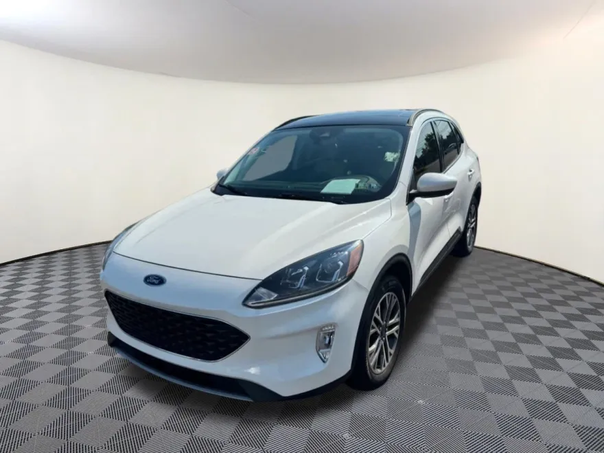 2022 Ford Escape SEL photo 1