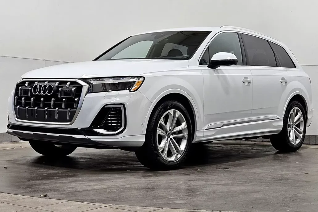 2025 Audi Q7 55 Premium photo 1