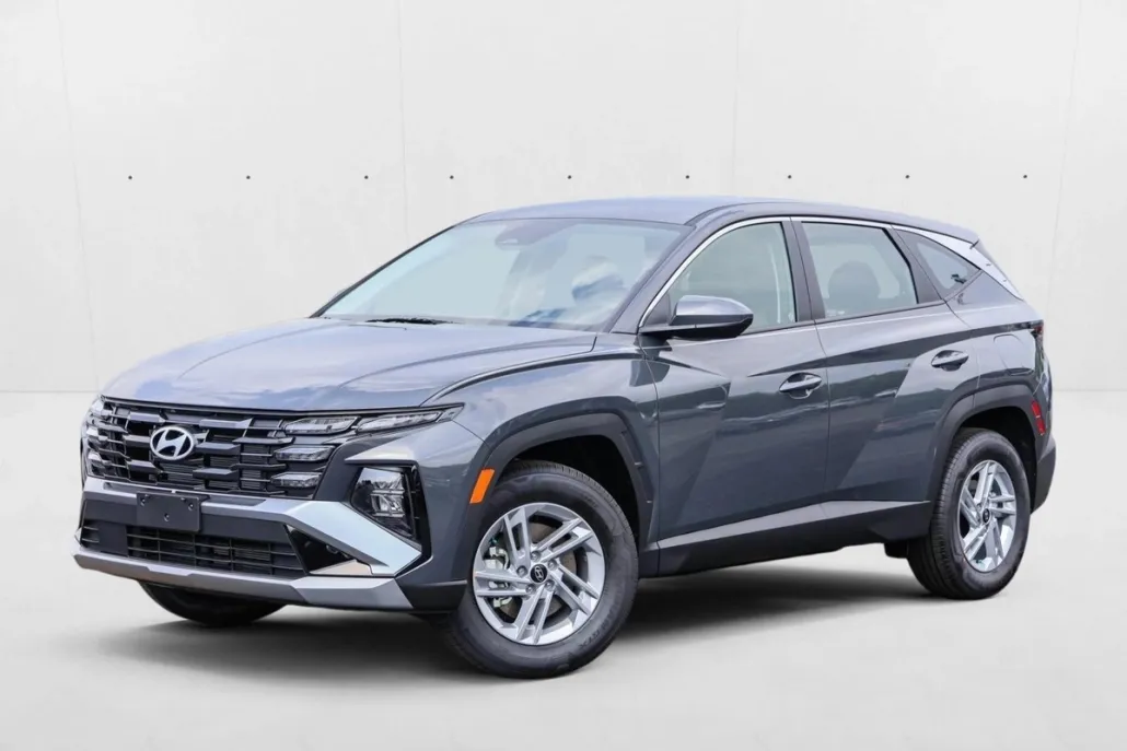 2025 Hyundai Tucson SE photo 1