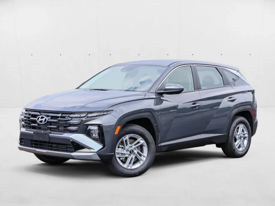 2025 Hyundai Tucson SE photo 1