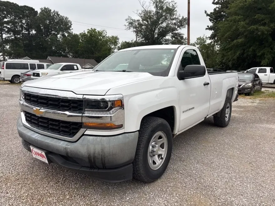 2018 Chevrolet Silverado 1500 photo 1