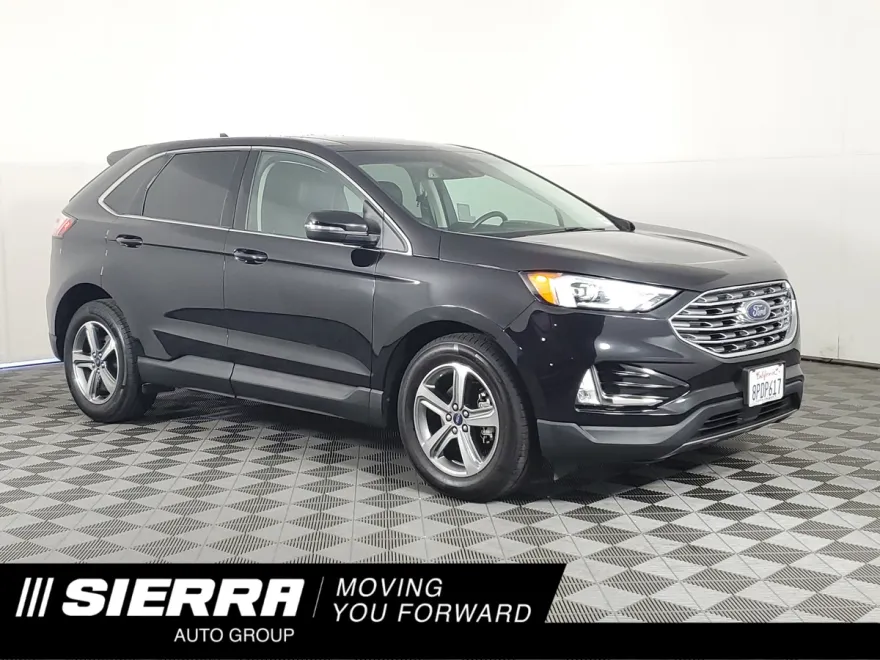 2020 Ford Edge SEL photo 1
