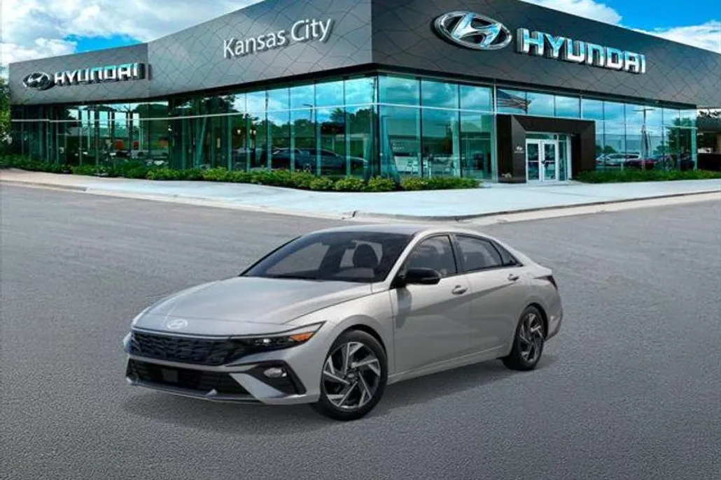 2025 Hyundai Elantra SEL Sport photo 1
