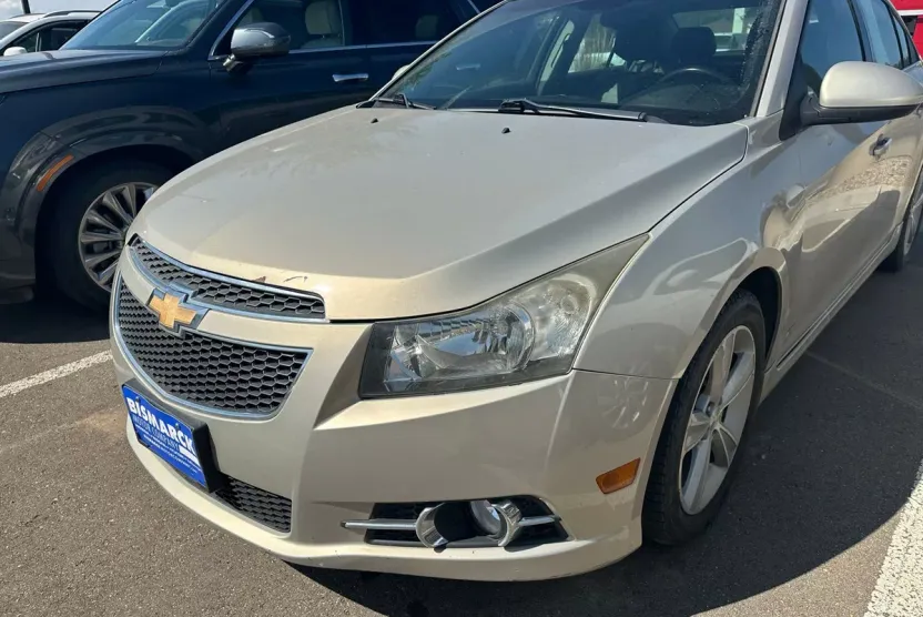 2012 Chevrolet Cruze photo 1