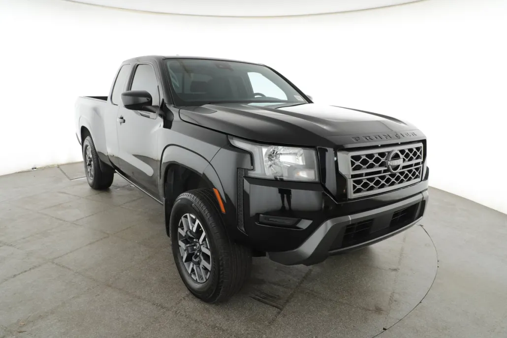 2022 Nissan Frontier King Cab SV photo 1