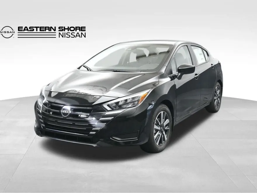 2025 Nissan Versa 1.6 SV photo 1