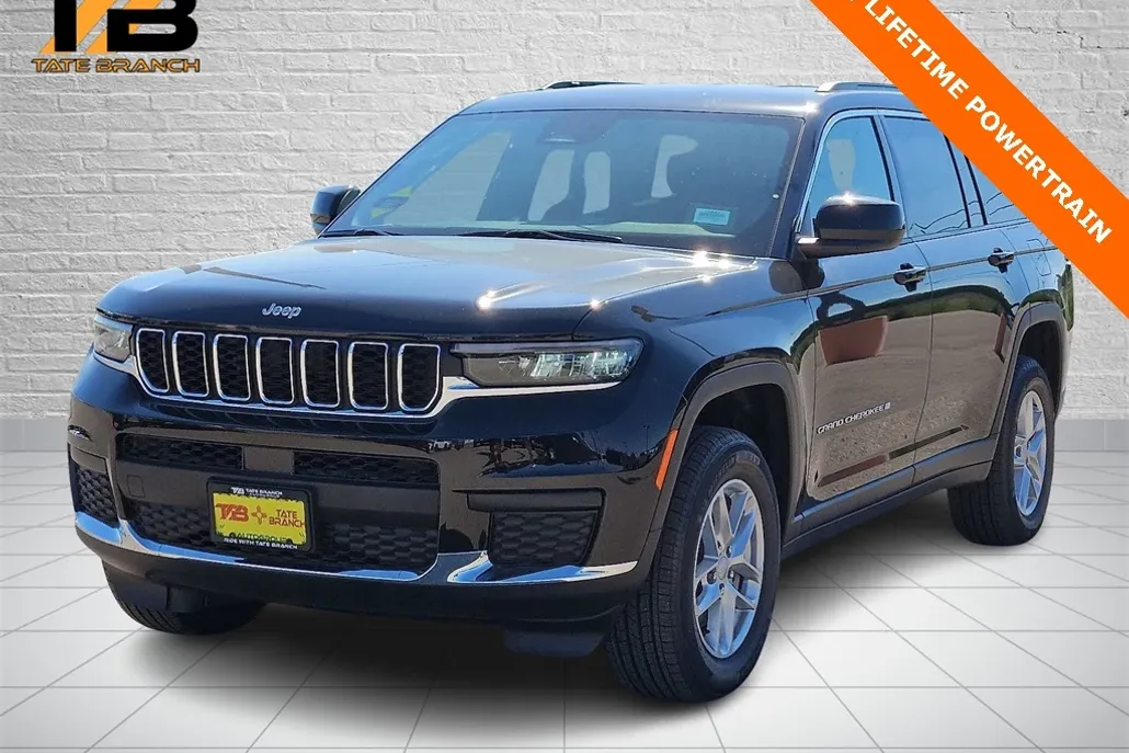 2025 Jeep Grand Cherokee Laredo photo 1