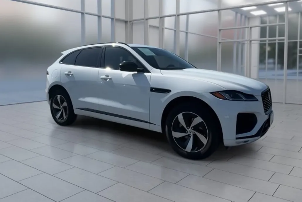2025 Jaguar F-PACE P250 R-Dynamic S photo 1