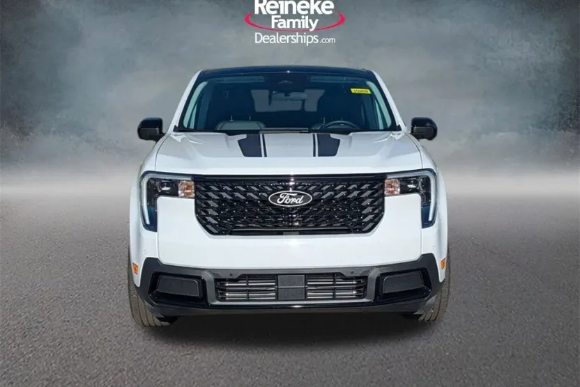 2025 Ford Maverick Lariat photo 1