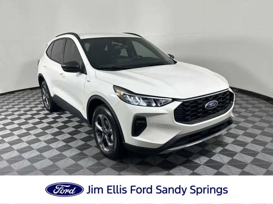 2025 Ford Escape ST-Line photo 1