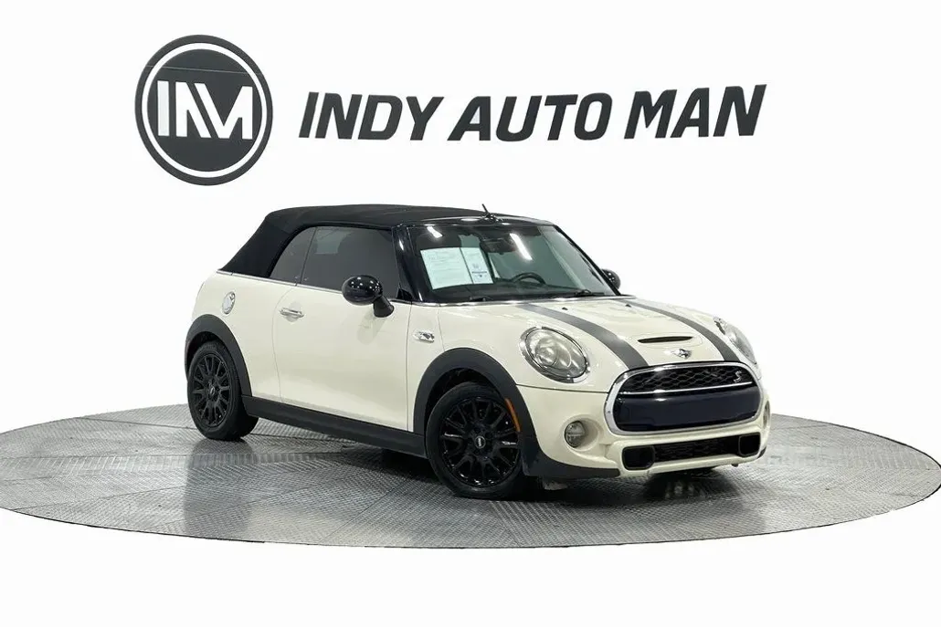 2017 Mini Cooper Convertible S photo 1