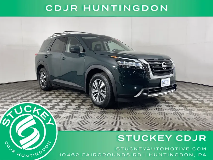 2024 Nissan Pathfinder SL photo 1