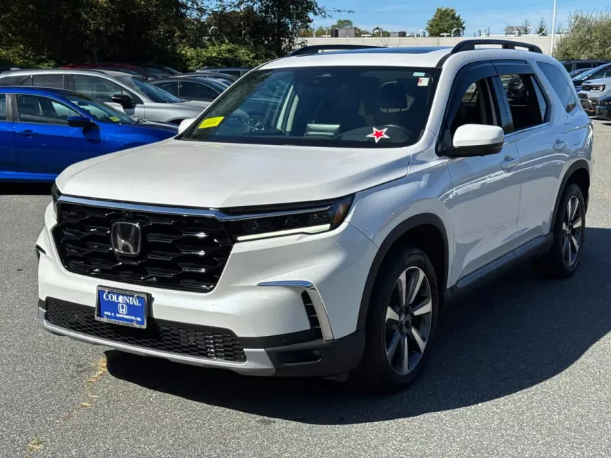 2025 Honda Pilot Elite photo 1