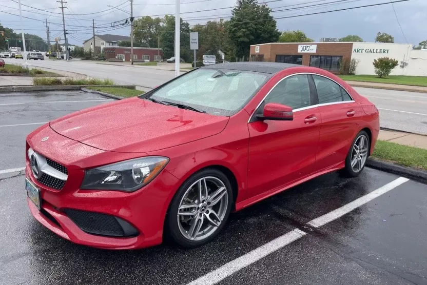 2018 Mercedes Benz CLA 250 4MATIC photo 1