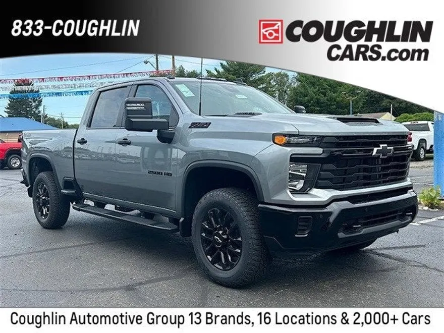 2025 Chevrolet Silverado 2500HD Custom photo 1
